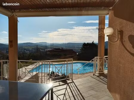 maison 260 m² 5 chambres