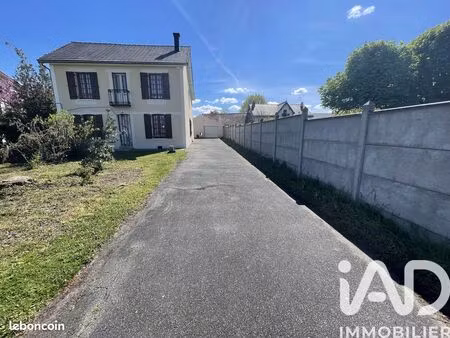 maison 7 pièces 145 m²