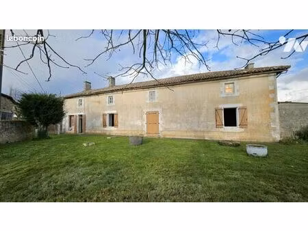 maison 130 m² ceaux en couhe