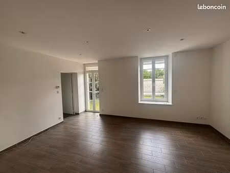 charleville av carnot beau f3 avec jardin