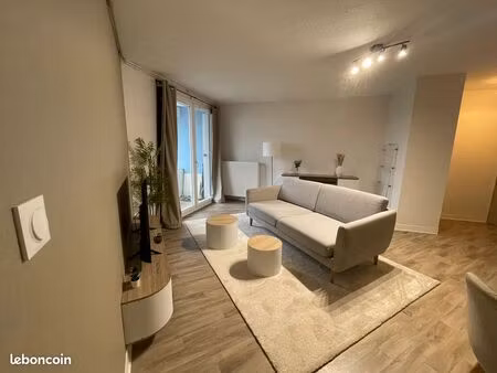 à louer – t3 meublé avec balcon et place de parking – toulouse lardenne