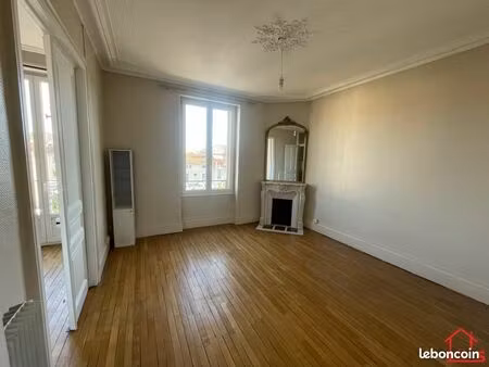 appartement 4 pièces 80 m²