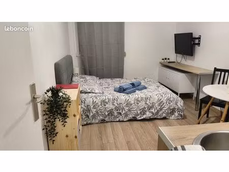 charmant studio proche hyper centre