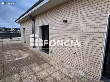 appartement 4 pièces 99.3m² à louer 2216.3 - rueil-malmaison 92500