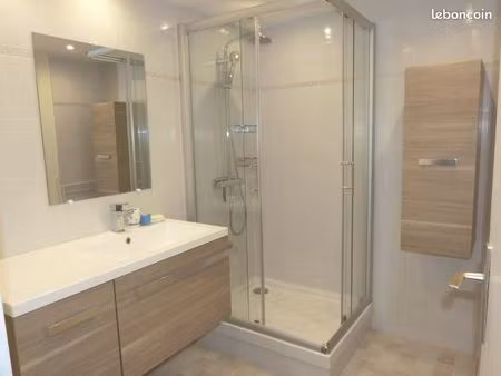 t2 meublé proche gare