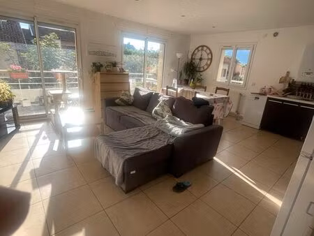f4 85m2 duplex residence de standing 6 logements lumineux calme parking couverts