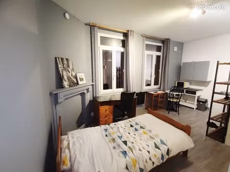 superbe studio meublé de 17 m² à 3 minute à pied des écoles