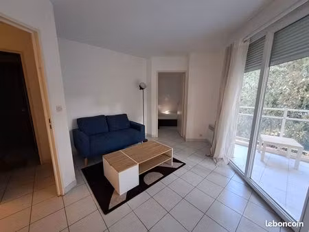 sous-location 4 mois mai-août