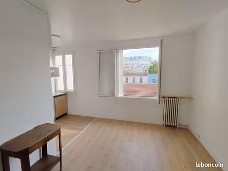 studio rénové – 19 m² – montrouge (quartier écrivains)