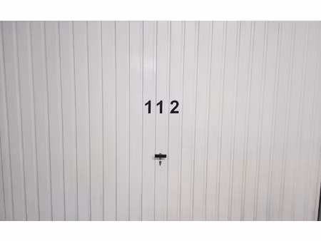 location stationnement  m² t- à castelnau-le-lez  130 €