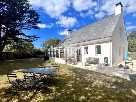 maison 6 pièces - 200 m²