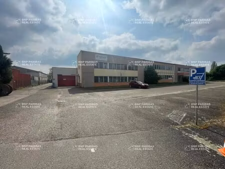 vente local d'activités 3 394 m²