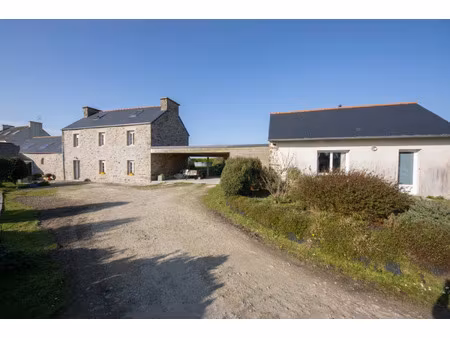 propriété à vendre lannilis 15 pièce(s) 360m2 772 500€