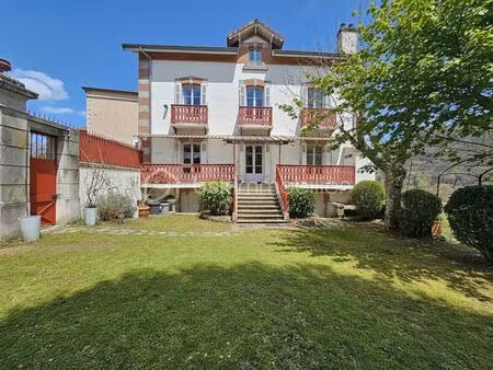 maison de maitre de 270 m² à saint-paul-en-cornillon