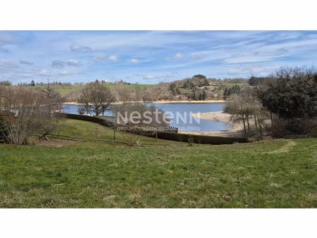 au rouget pers  à vendreterrain d'exception viabilisé avec vue sur le lac  1 540 m². rare 
