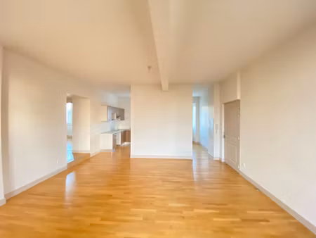 appartement châteauroux - t3 - 75 87m² -