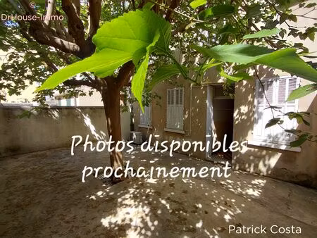 toulon rue lamalgue | t2 occupé rendement locatif 5 3% brut