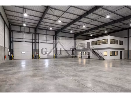 vente local industriel 1300 m² chambly (60230)