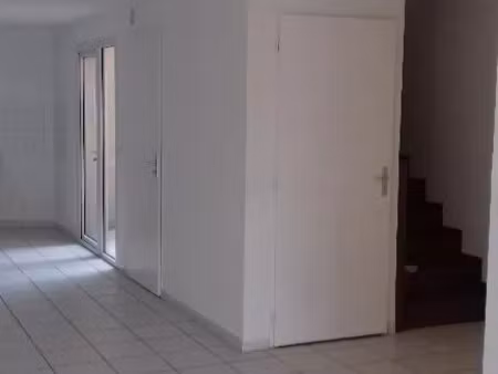 location maison 3 pièces 67 m² à hourtin (33990)