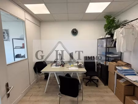 location bureau 107 m² à maisons-alfort (94700)