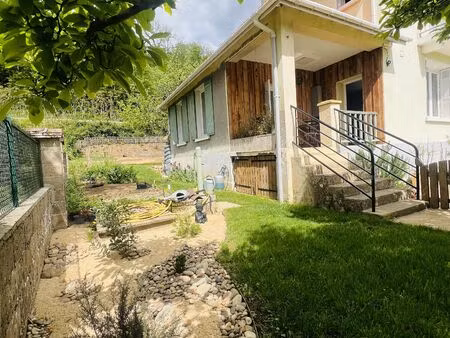 charmante maison restaurée mouleydier