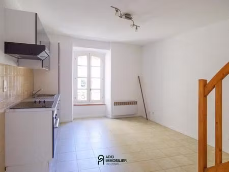duplex dans un village historique près d’uzès