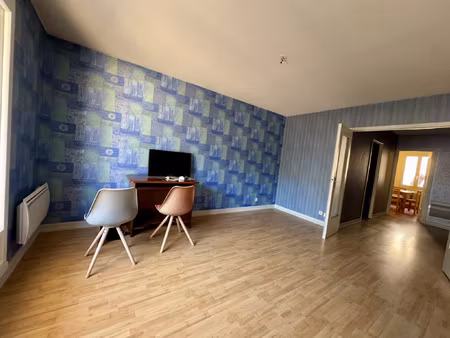 t2 - 57m2- centre-ville montluçon