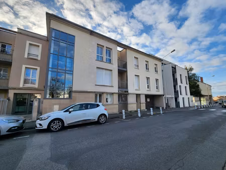 t1bis meublé rue de débastopol