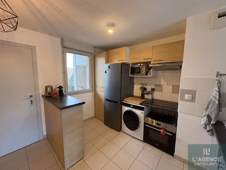 bel appartement t3 avec terrasse et parking