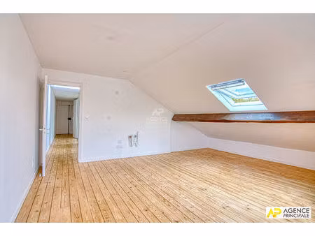 versailles notre-dame appartement 2 pièce(s) 60 m2 au sol (30 52 m² carrez ) situé au 3ème