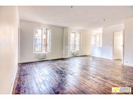 versailles notre-dame appartement 5 pièces 120 m² 1er et denier étage