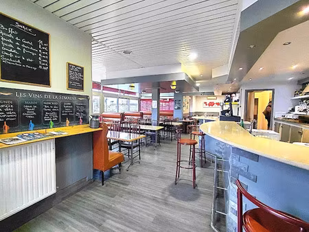 vente locaux professionnels 5 pièces 140 m² à aurillac (15000)  142 000 €