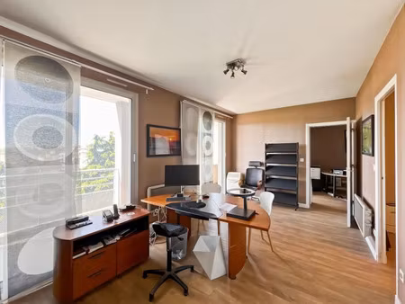 vente locaux professionnels 60 m² à bron (69500)  180 000 €