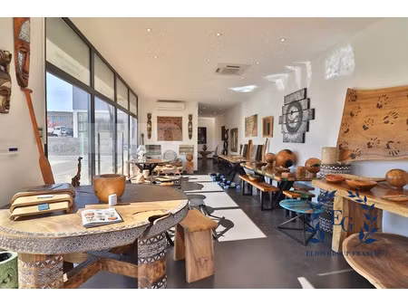 vente locaux professionnels 168 m² à cotignac (83570)  54 000 €