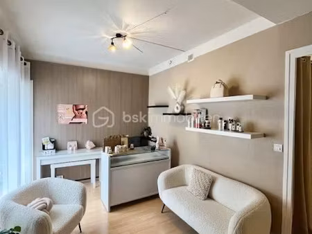 vente locaux professionnels à saint-jean-de-maurienne (73300)  12 000 €