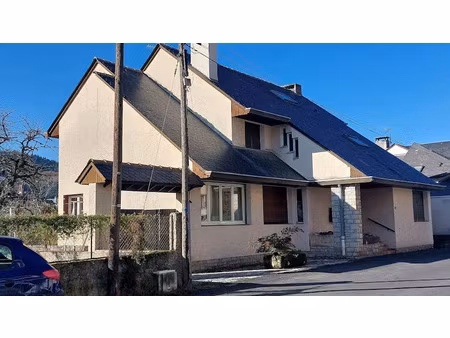 vente immeuble 9 pièces 238 m² à espalion (12500)  329 000 €