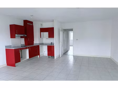 appartement bordeaux 61.95 m² t-3 à vendre  256 000 €