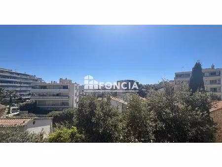 cannet mairie/grande bretagne t3 de 71m2+terrasse de 15m2+cave+parking