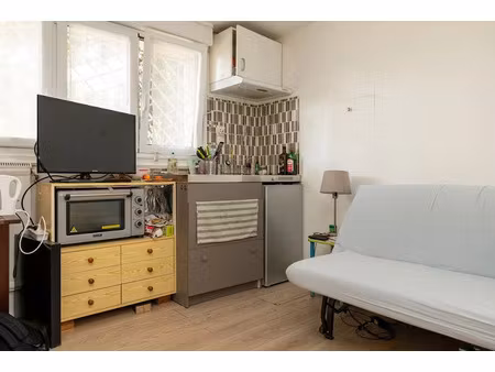 location meublée appartement 1 pièce 15 m² à eaubonne (95600)  505 €