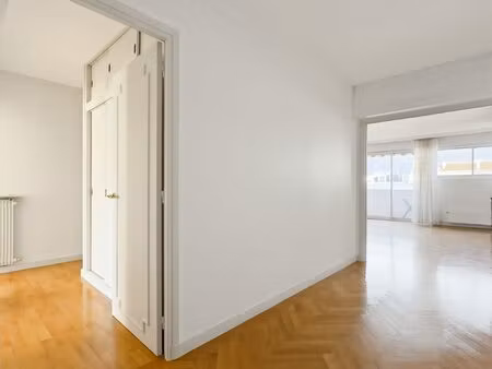 à 50 m du bois – grand 3 pièces lumineux avec balcon et vue