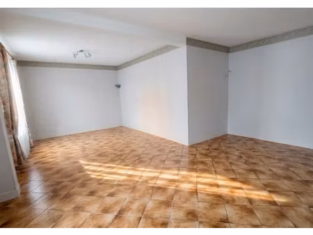 vente immeuble 246 m² brou (28160)