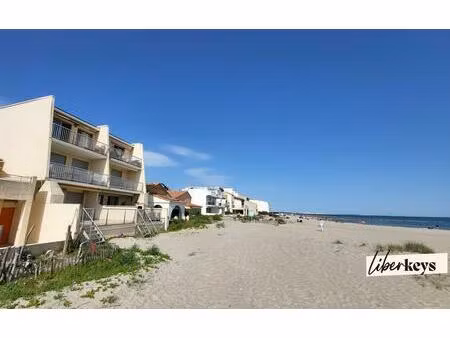 appartement 33m2 - carnon - 1ére ligne - coté rue - 1 place de parking - 1 terrasse