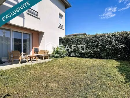 appartement rénové avec jardin et terrasse