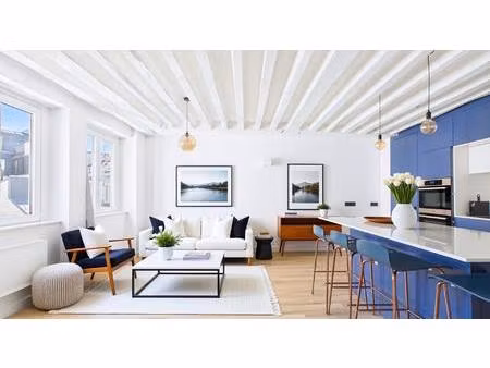 paris 1er - magnifique 3 pièces calme et lumineux