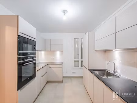 paris xiii - rue caillaux - a louer vide - 4 pieces de 118m²