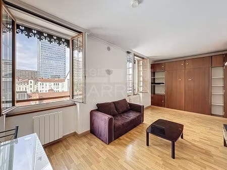 vente - studio - 23 84 m2 - lyon 3e arrondissement