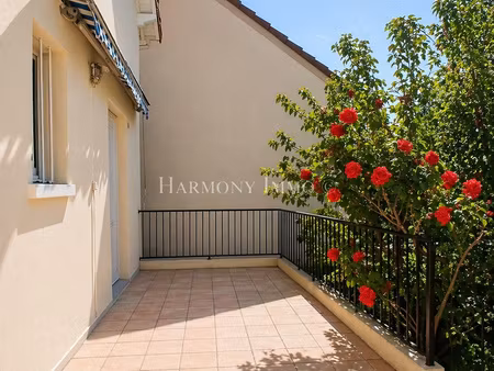 maison familiale avec terrasses et jardin antony
