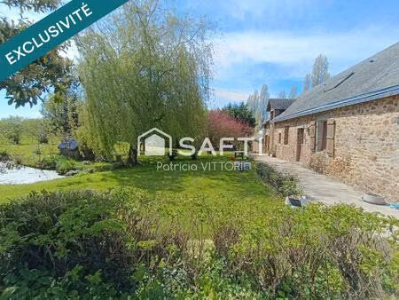 propriété avec maison en pierre et dépendances