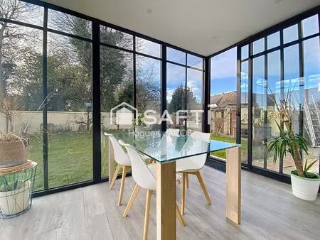 maison rénovée avec 4 chambres garage et dépendances