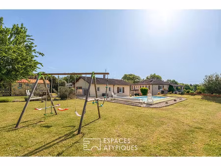 une propriété  deux ambiances... et la nature autour